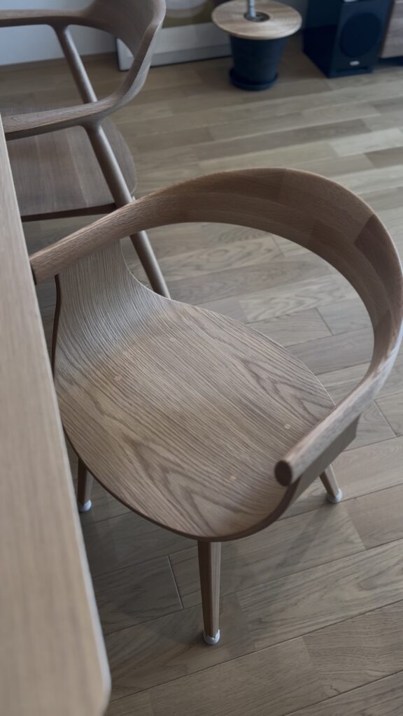 Fuji Furniture Nagi
